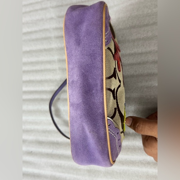 Coach Womens Hobo H05Q-1491 Limited Edition Signature Applique Fish Purse $ 228 - Picture 3 of 7